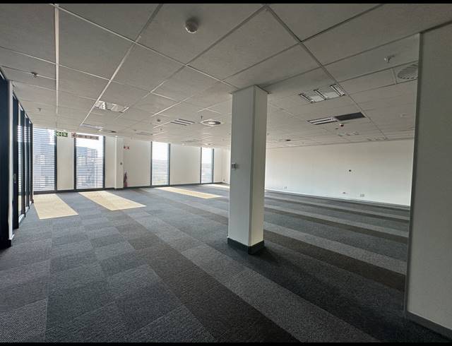 11,400M² OFFICE FOR SALE IN CENTURION CENTRAL
